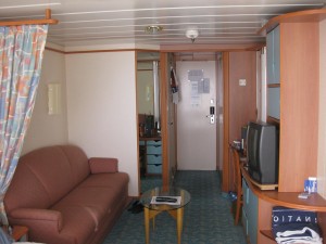 Balcony Cabin (D2)