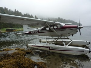 Cessna 185 with Aerocet floats