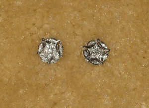 Diversa diamond earrings from St. Thomas