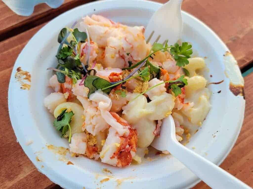 Lobster White Cheddar Kraft Heinz Mac n Cheese from SoCal Flavors